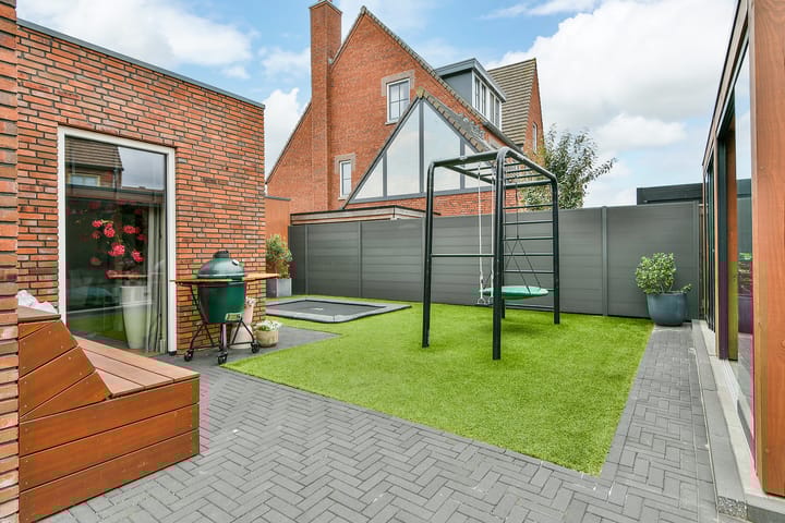 Foto 21 van Charles Brandonlaan 45