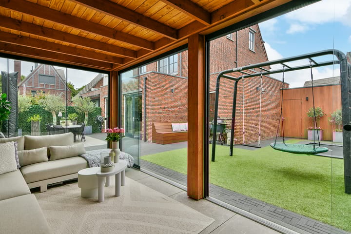 Foto 25 van Charles Brandonlaan 45