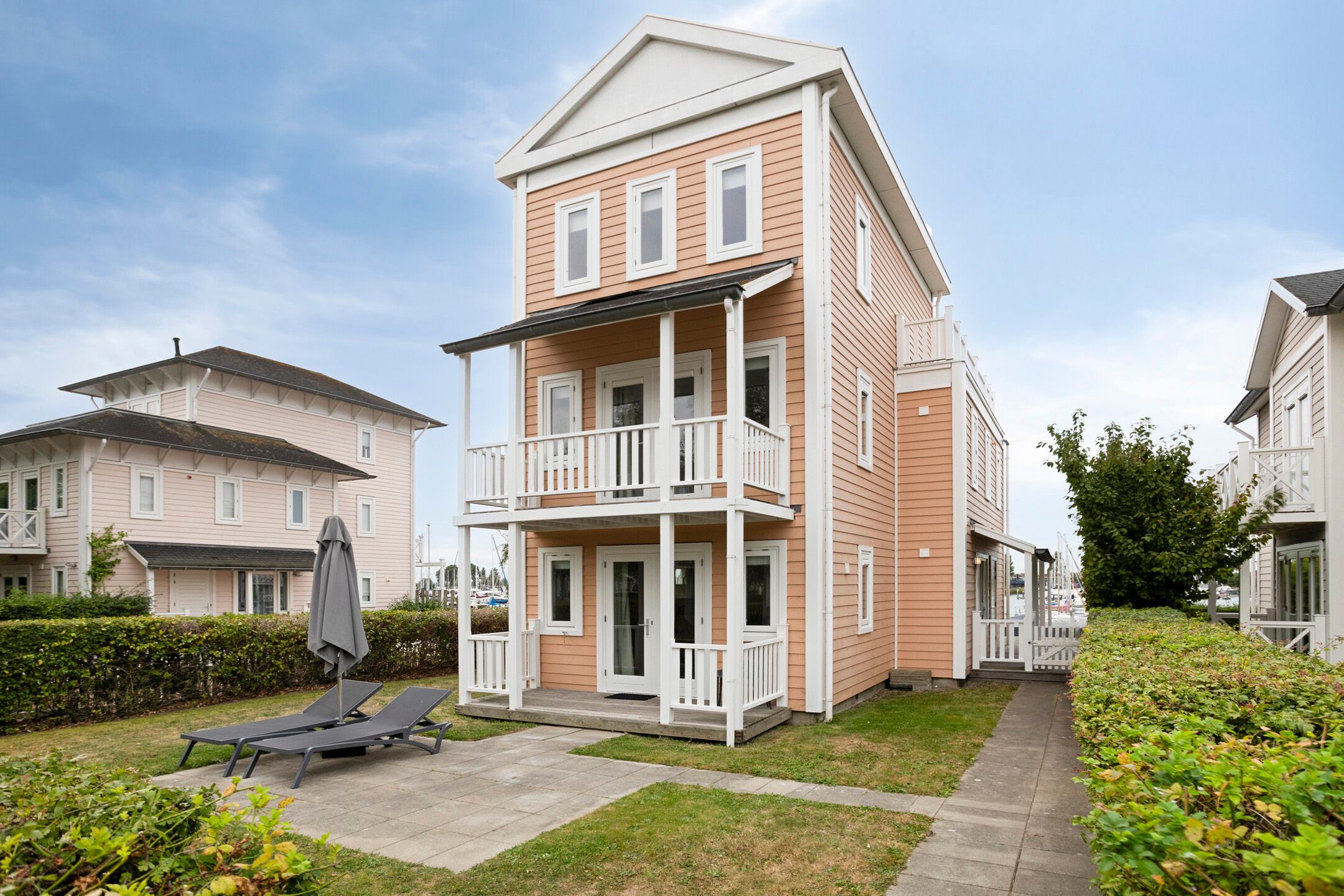 Photo 3 of Nieuwe Zeedijk 1-K017