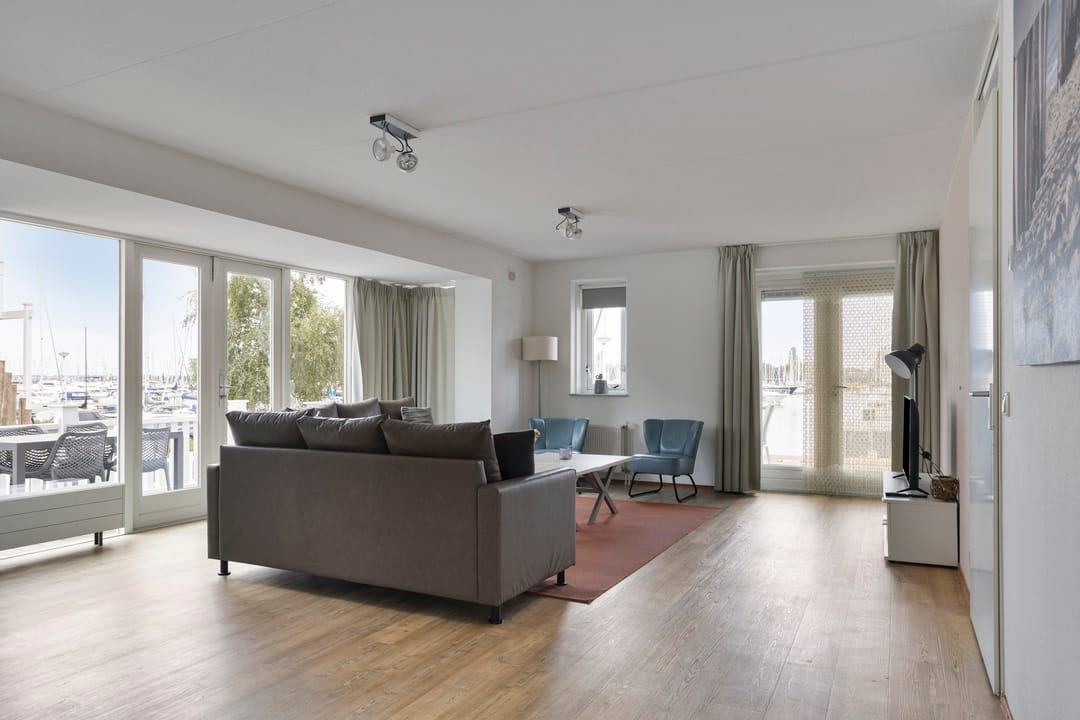 Photo 8 of Nieuwe Zeedijk 1-K017