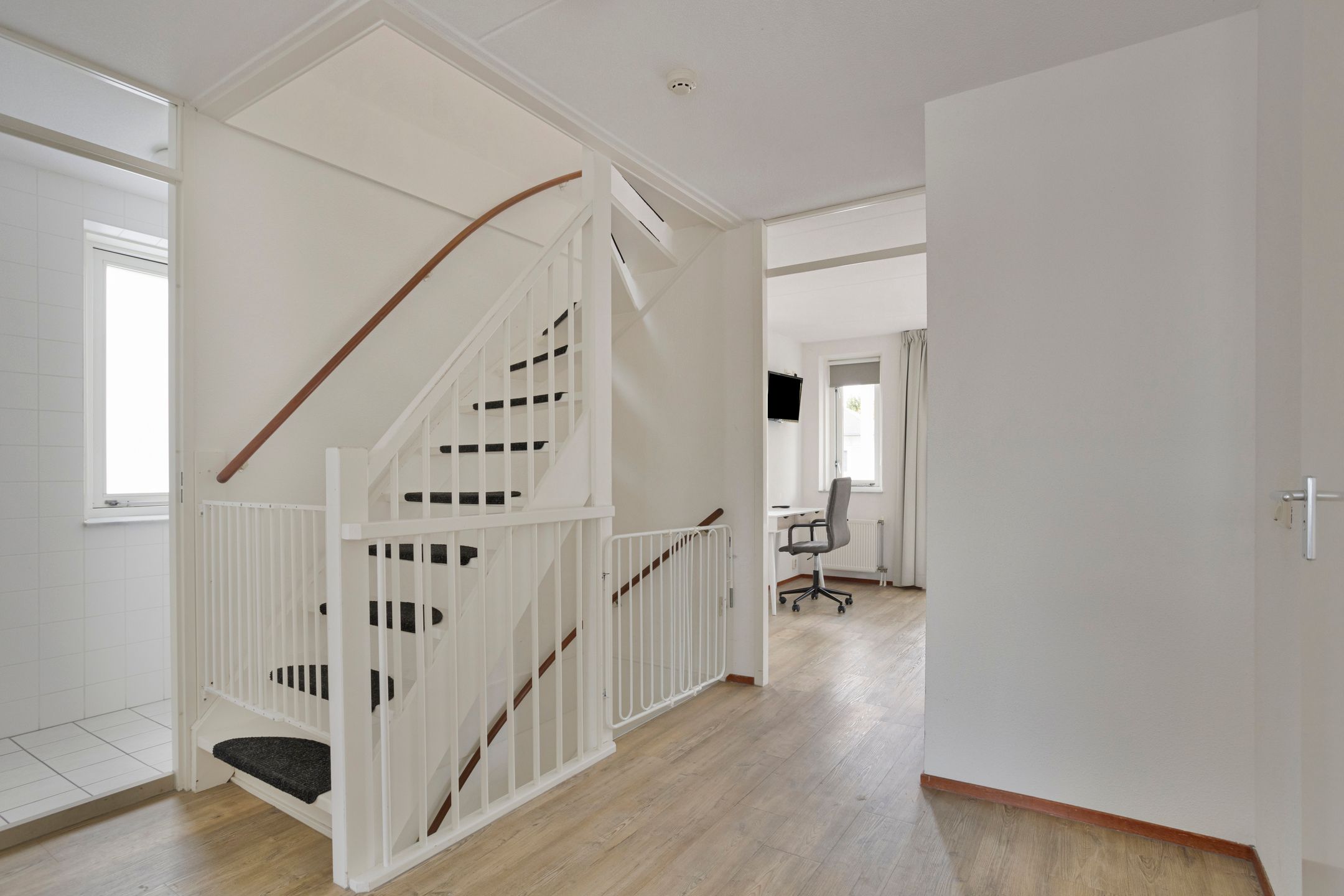 Photo 24 of Nieuwe Zeedijk 1-K017