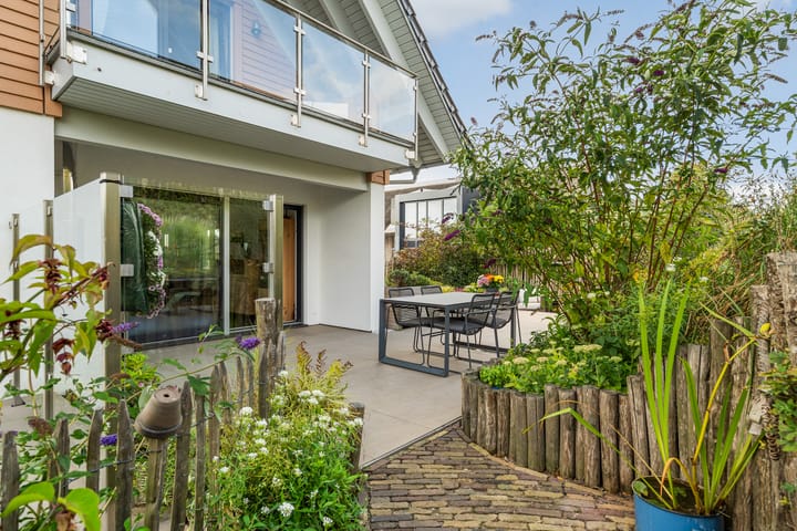 Foto 50 van Santhorsthof 54