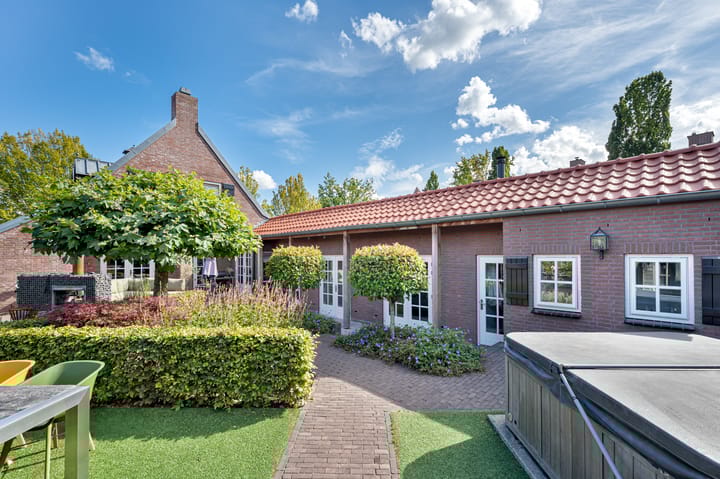 Foto 4 van Van Helmontstraat 11