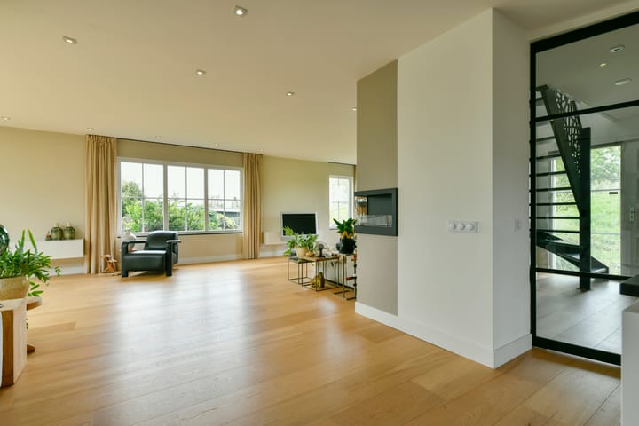 Photo 22 of Waverdijk 12