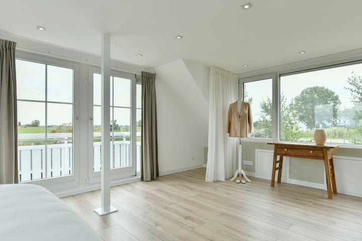 Photo 34 of Waverdijk 12