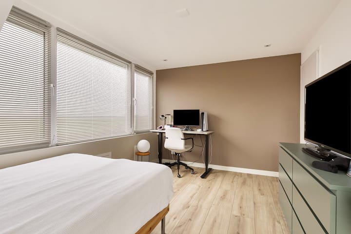 Photo 38 of Waverdijk 12