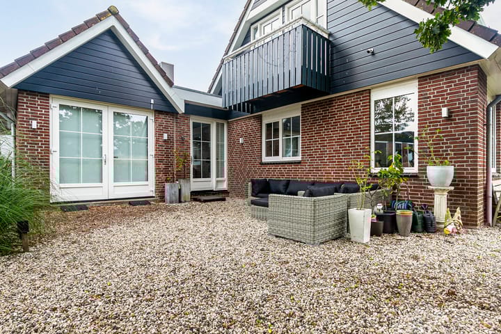 Photo 41 of Waverdijk 12