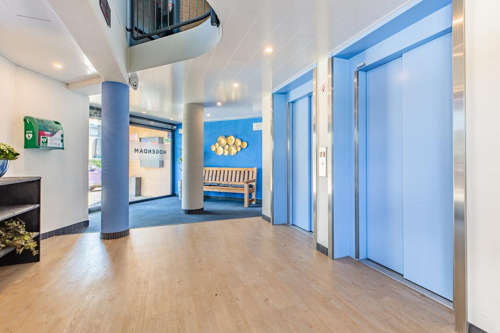 Photo 3 of Van Limburg Stirumstraat 167