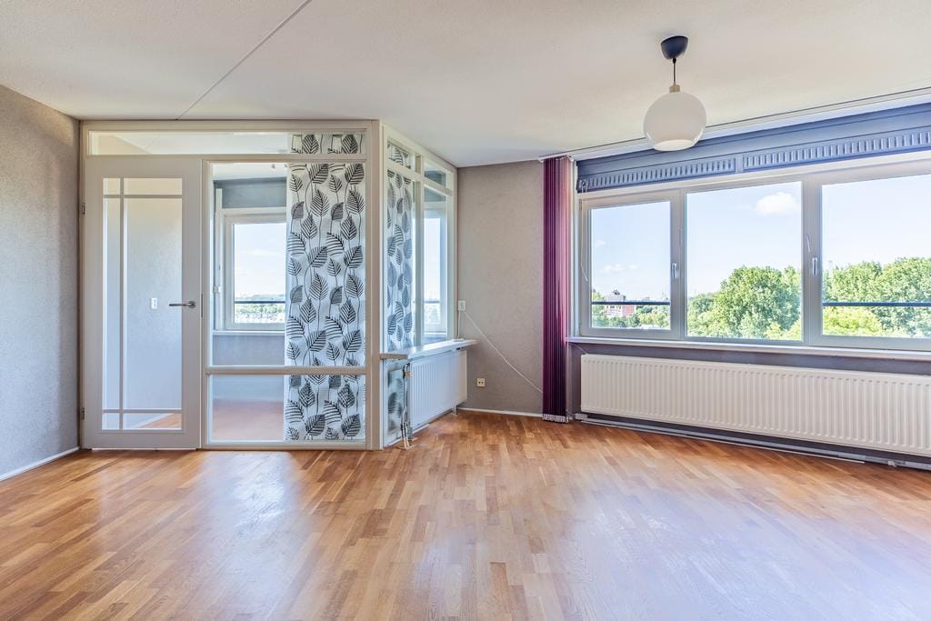 Photo 4 of Van Limburg Stirumstraat 167