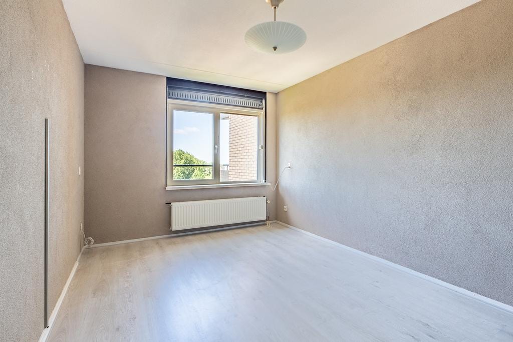 Photo 9 of Van Limburg Stirumstraat 167