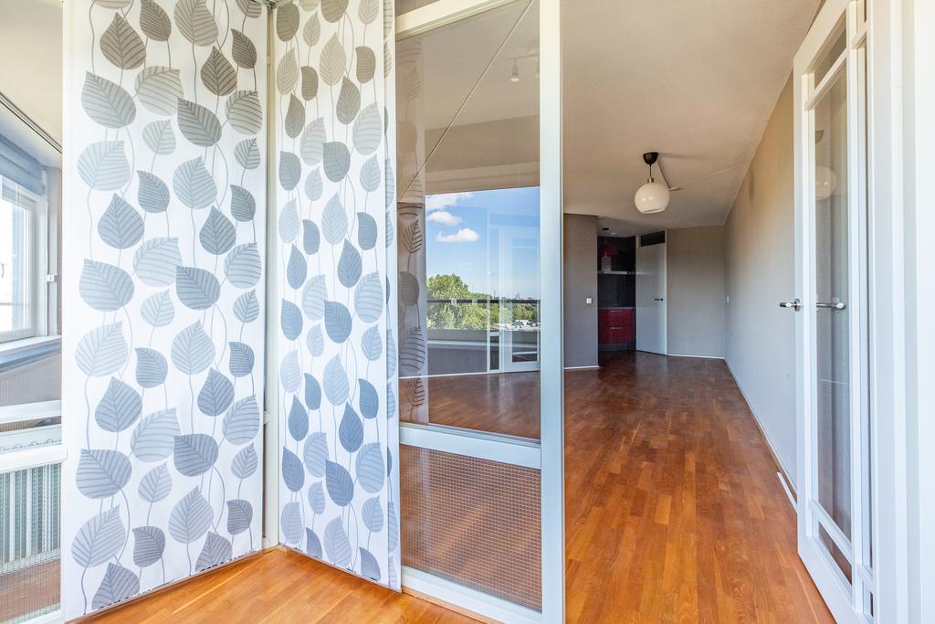 Photo 17 of Van Limburg Stirumstraat 167