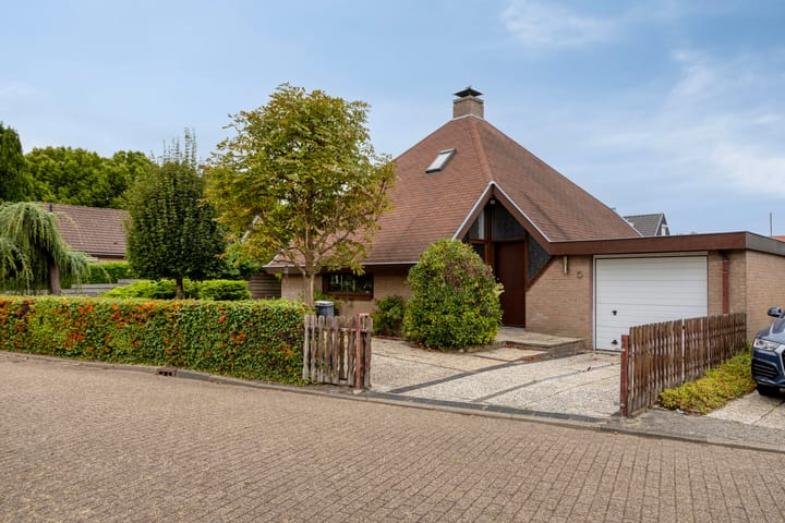 Foto 1 van Klaproosstraat 5