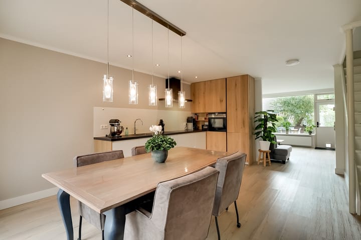 Foto 10 van Pieter Bossenstraat 27