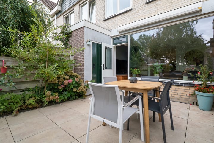 Foto 40 van Pieter Bossenstraat 27