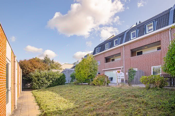 Foto 17 van Ambyerstraat Zuid 17-B02