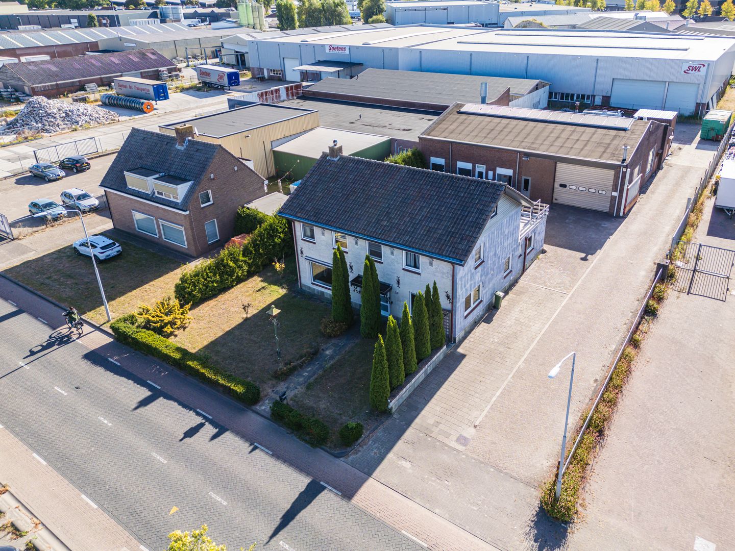 Bekijk foto 2 van Nieuwkerksedijk 8