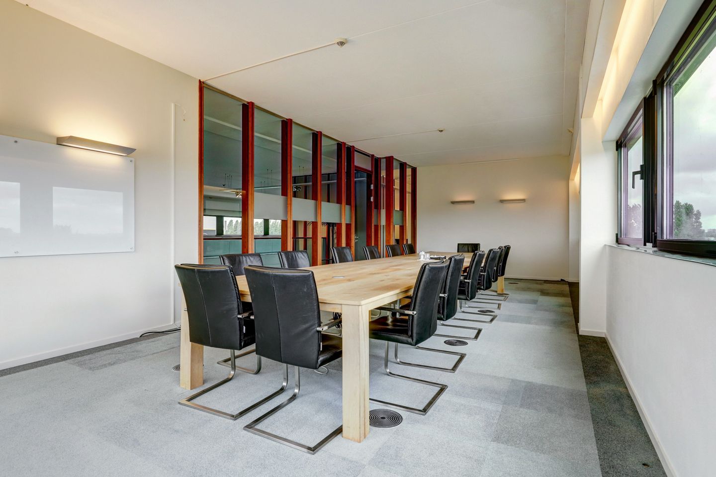 Bekijk foto 1 van New Yorkstraat 10