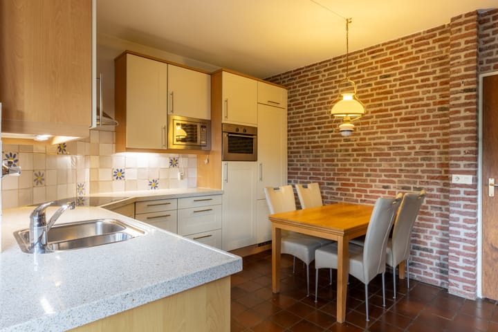 Foto 15 van van Bronkhorststraat 4