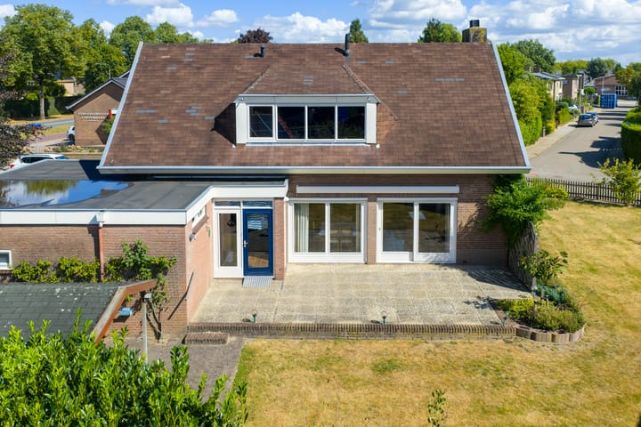 Foto 24 van van Bronkhorststraat 4