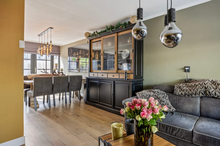 Foto 5 van Rhônedreef 35