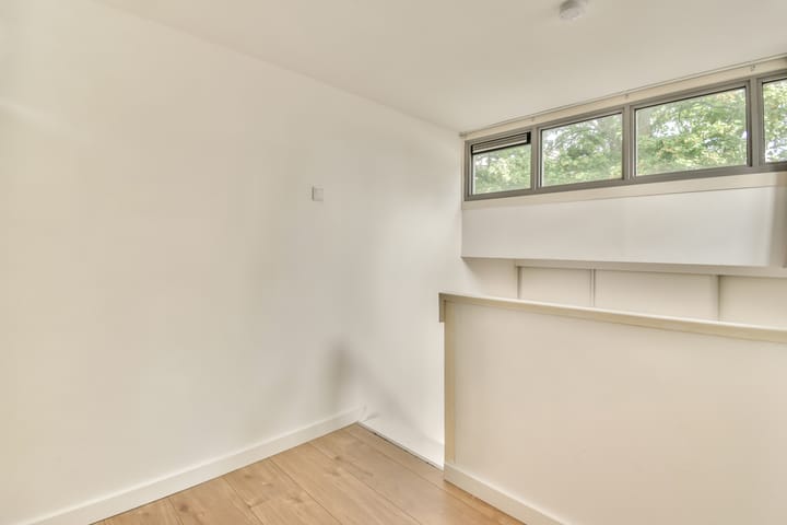 Foto 16 van Tholenseweg 68