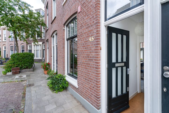 Foto 2 van Obrechtstraat 45