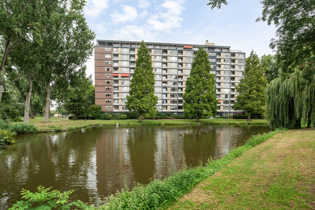 Foto 1 van Burgemeester Van Haarenlaan 1364