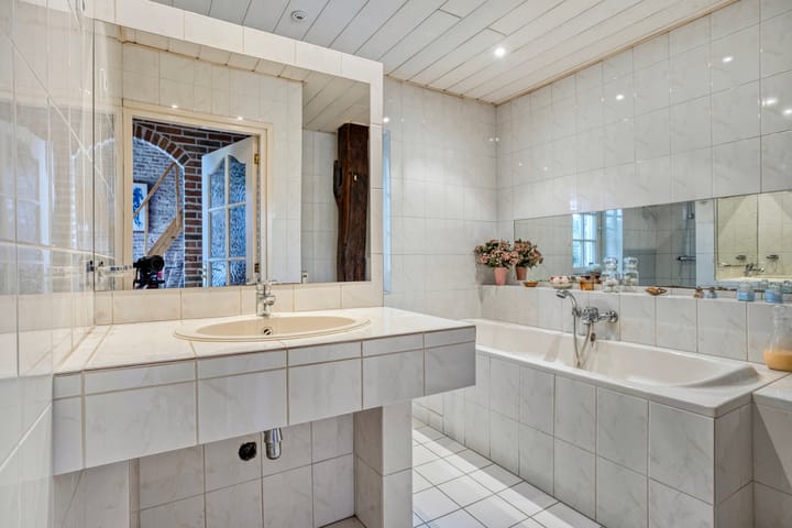 Photo 39 of Zelhemseweg 2