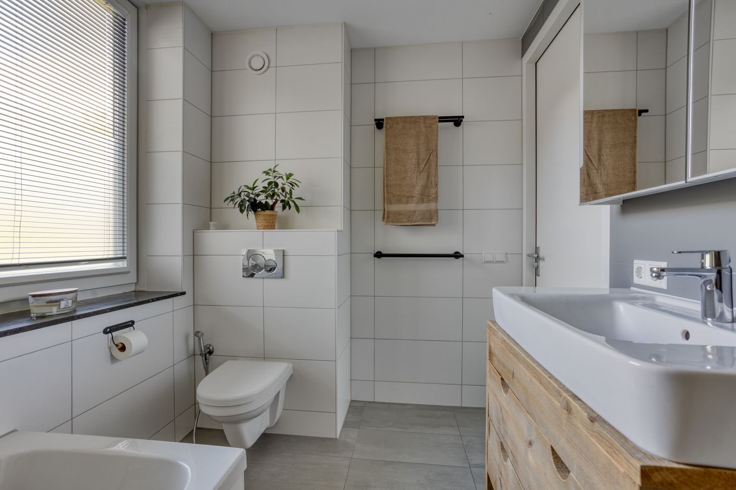 Photo 40 of Bonairelaan 72