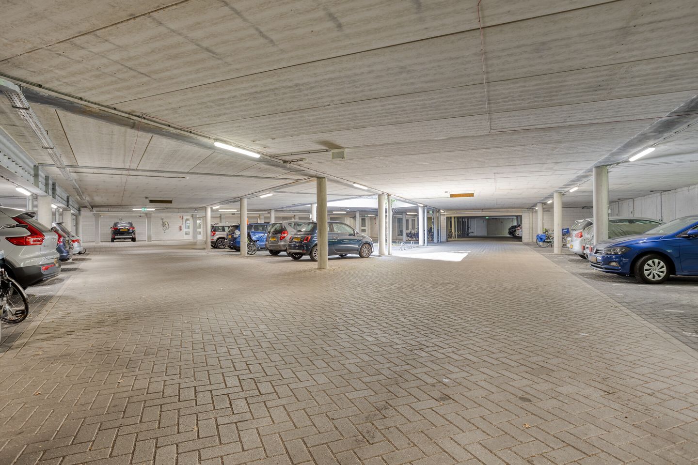 Photo 59 of Bonairelaan 72