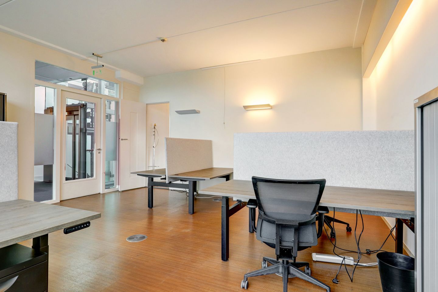 Bekijk foto 1 van New Yorkstraat 10