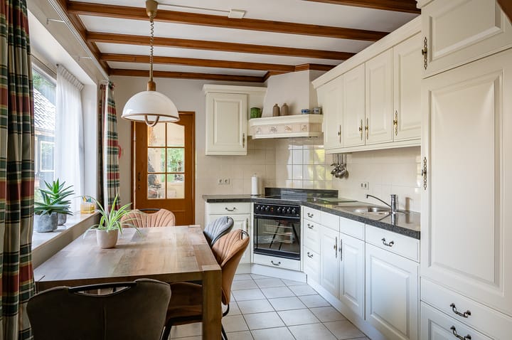 Foto 11 van Zelhemseweg 2-B