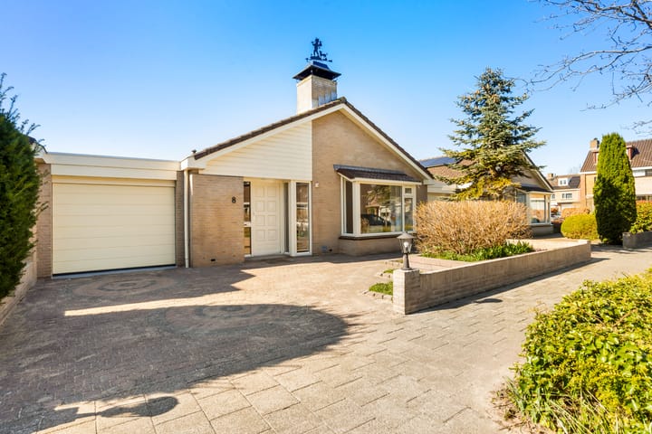 Photo 1 of Saarstraat 8