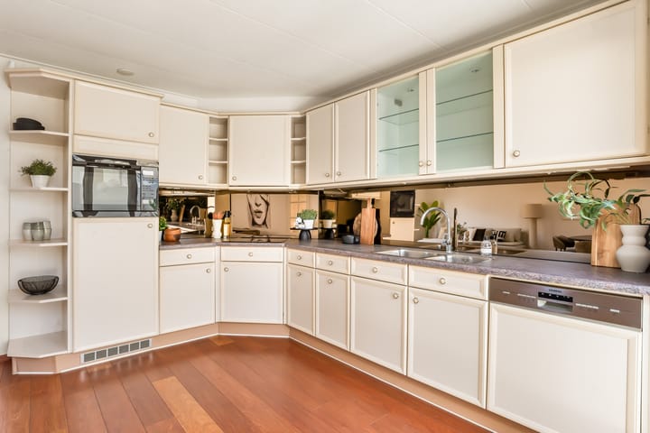 Photo 20 of Saarstraat 8