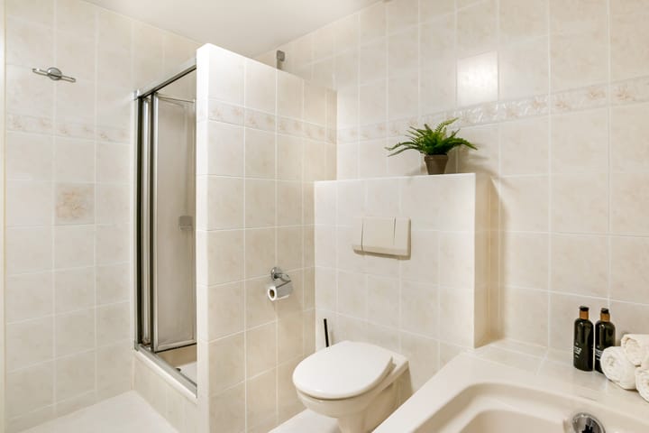 Photo 37 of Saarstraat 8