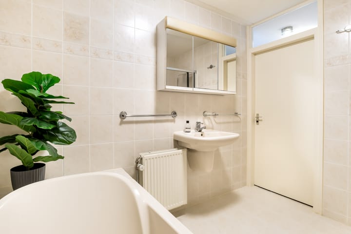 Photo 38 of Saarstraat 8