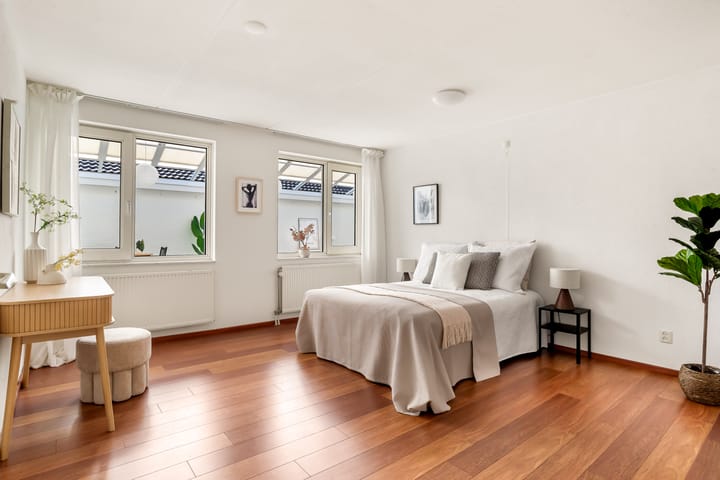 Photo 40 of Saarstraat 8