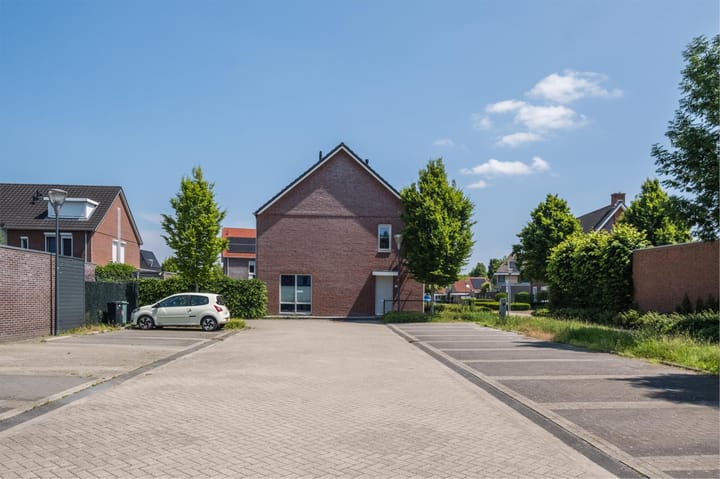 Photo 36 of Heuvelrijt 17