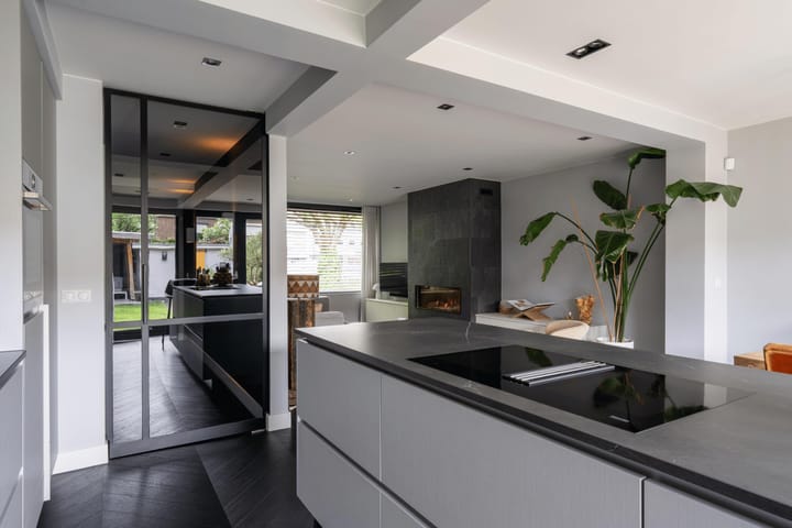 Photo 16 of Burgemeester van Hooffln 54