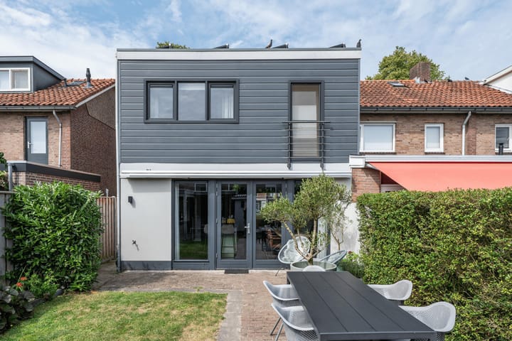 Photo 39 of Burgemeester van Hooffln 54