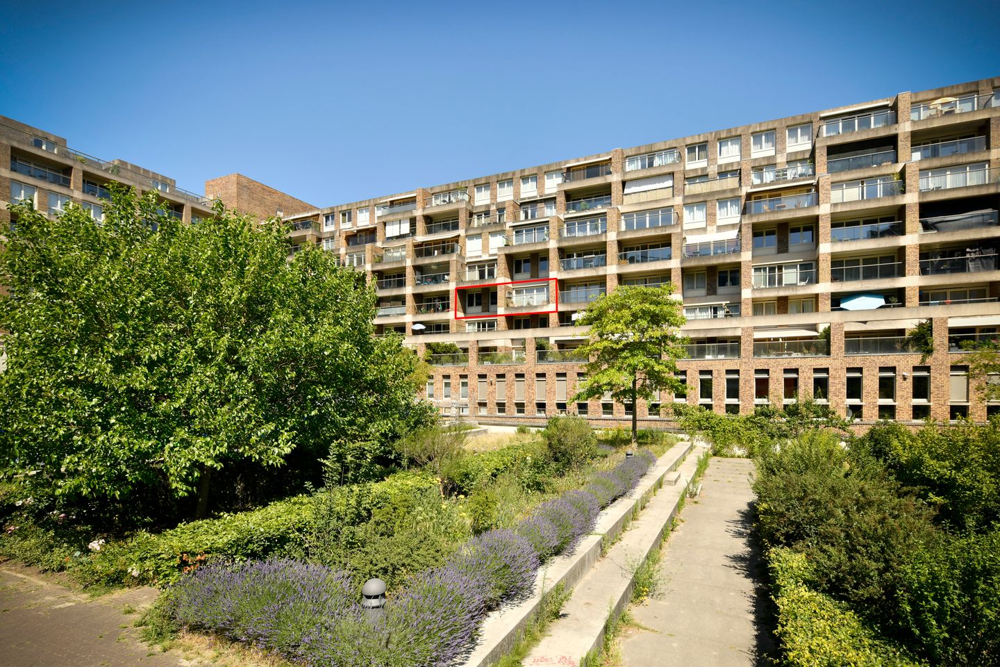 Foto 1 van Hoofdweg 895