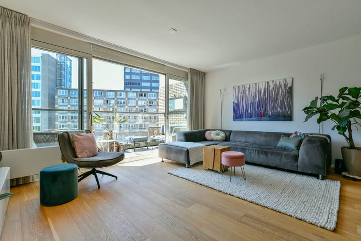 Foto 3 van Hoofdweg 895