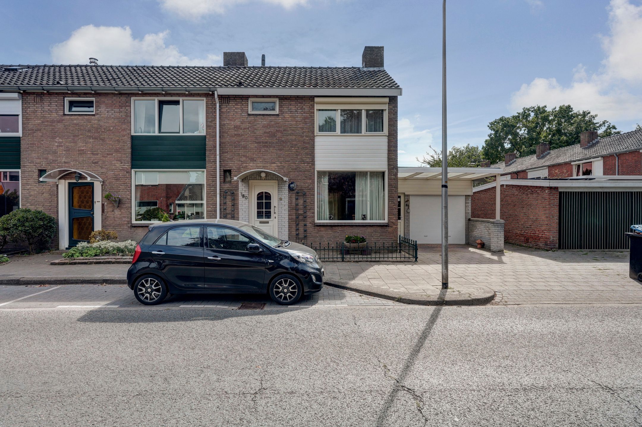 J.J. van Deinselaan 180 