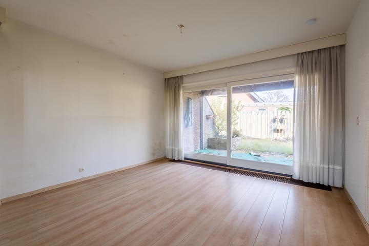 Photo 9 of Diepenheimsestraat 18