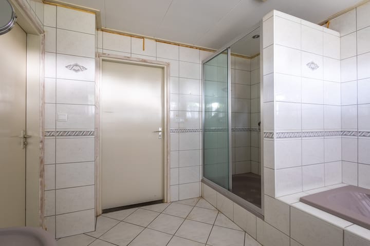 Photo 21 of Diepenheimsestraat 18