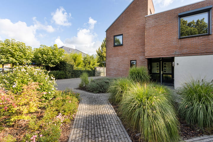 Foto 12 van Elisabethlaan 5