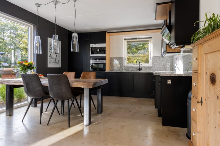 Foto 24 van Elisabethlaan 5