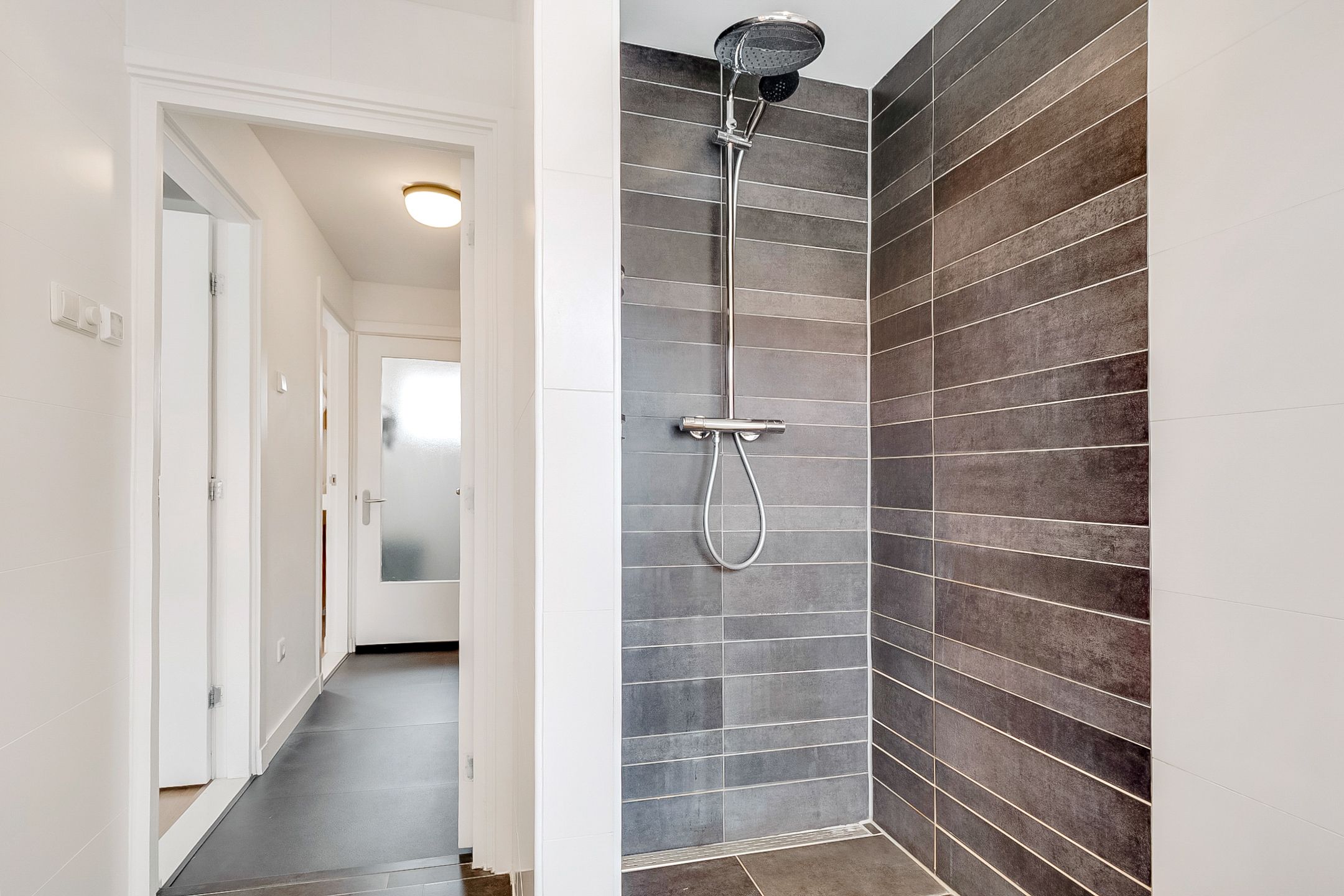 Foto 21 van Outshoornlaan 18