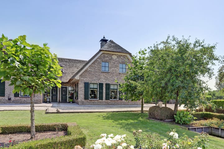 Photo 9 of Achterbroek 10