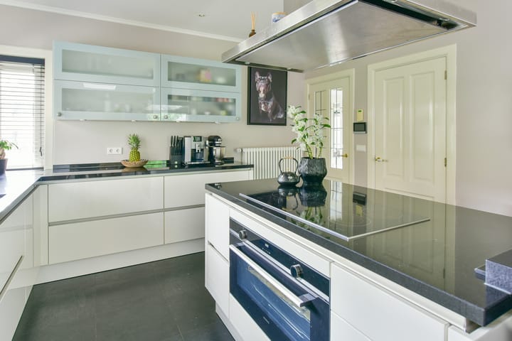 Photo 9 of Harderwijkerstraat 6